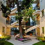 Boutique Maria Vittoria Otel